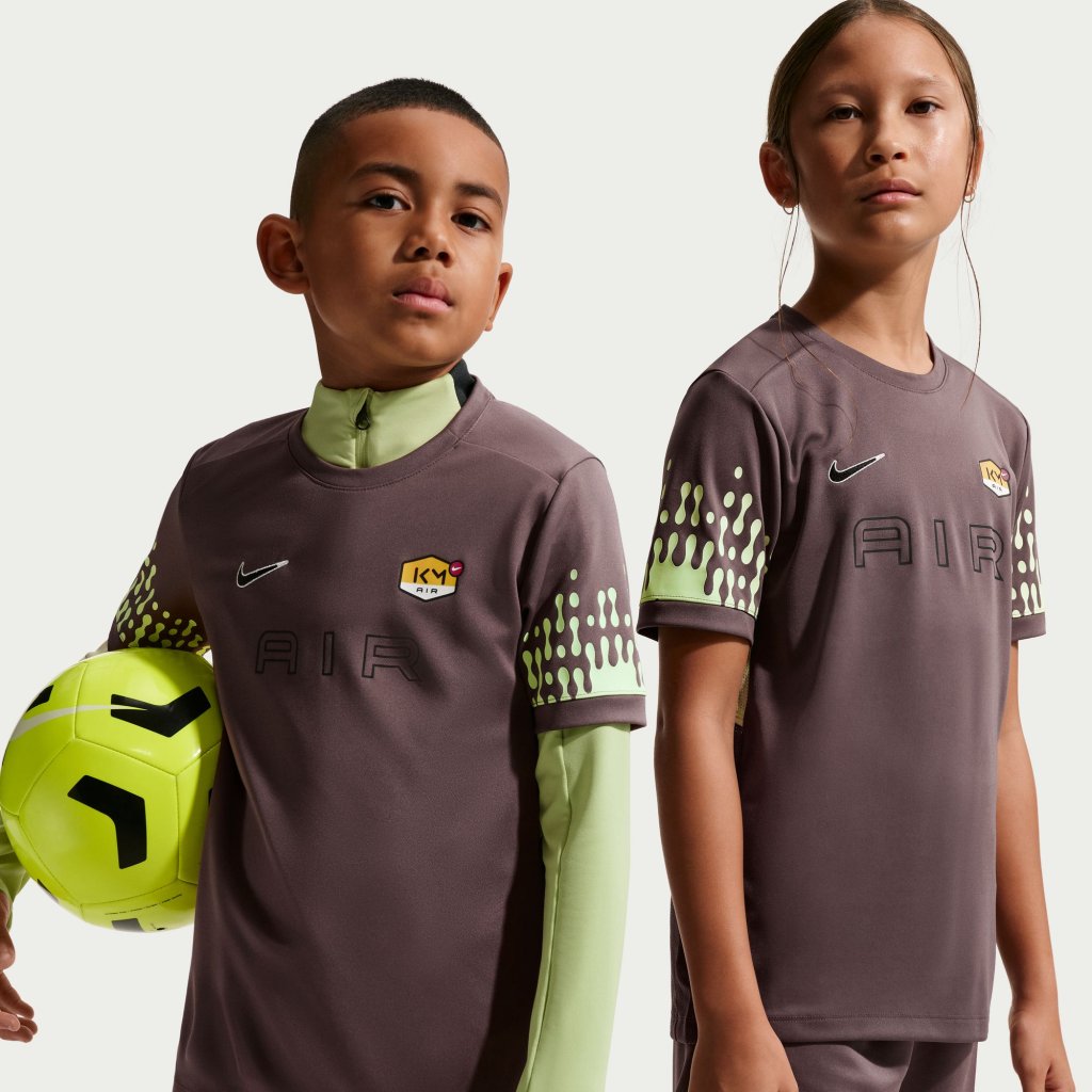 Kylian Ebappé Academy stuttermabolur