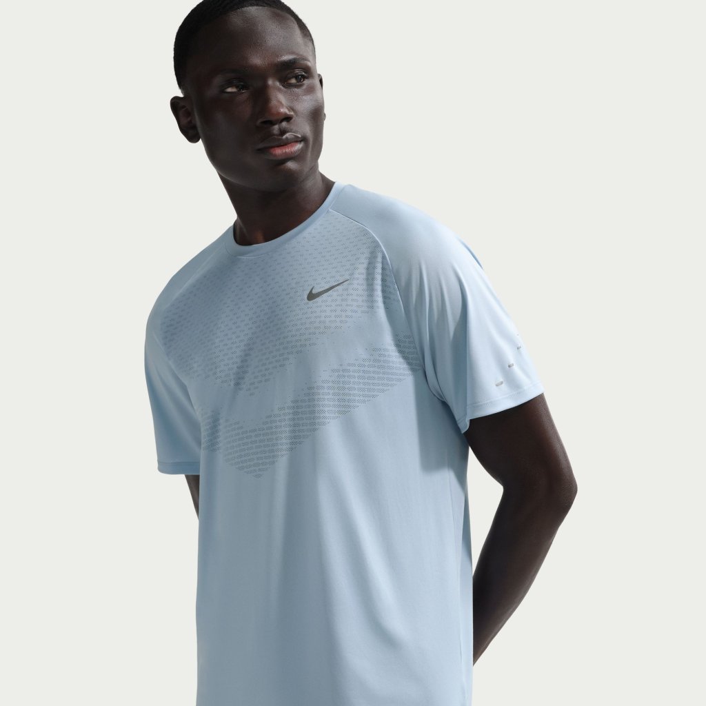 Stride Dri-Fit stuttermabolur