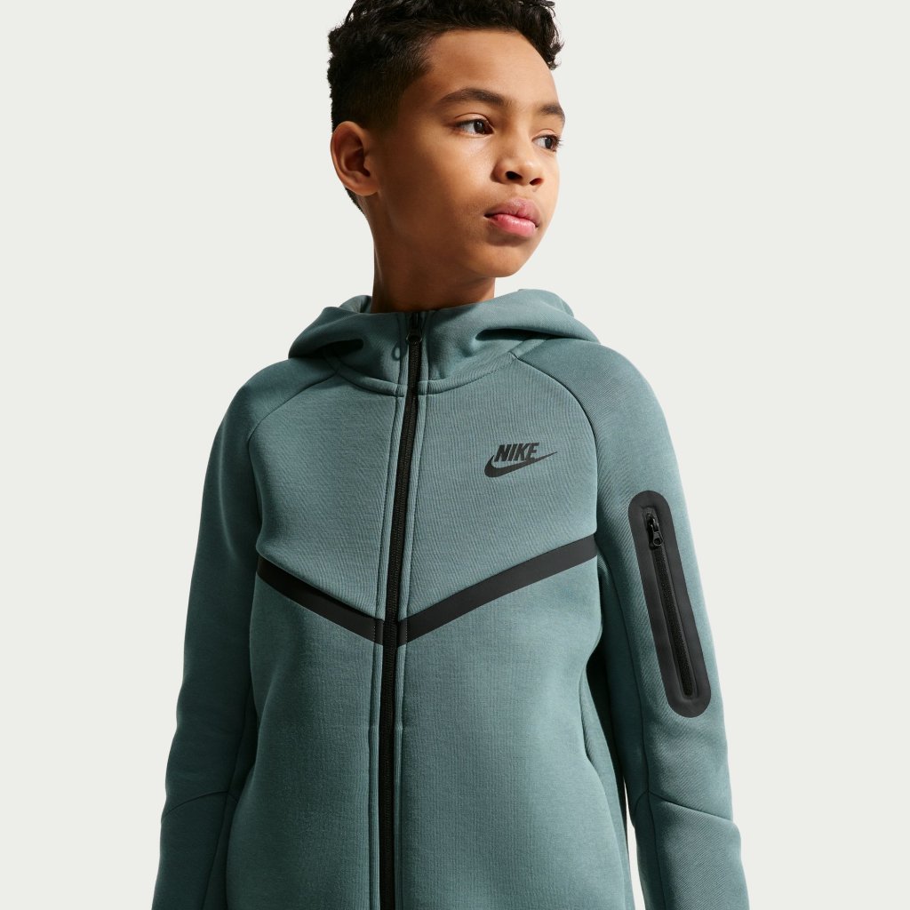 Tech Fleece peysa