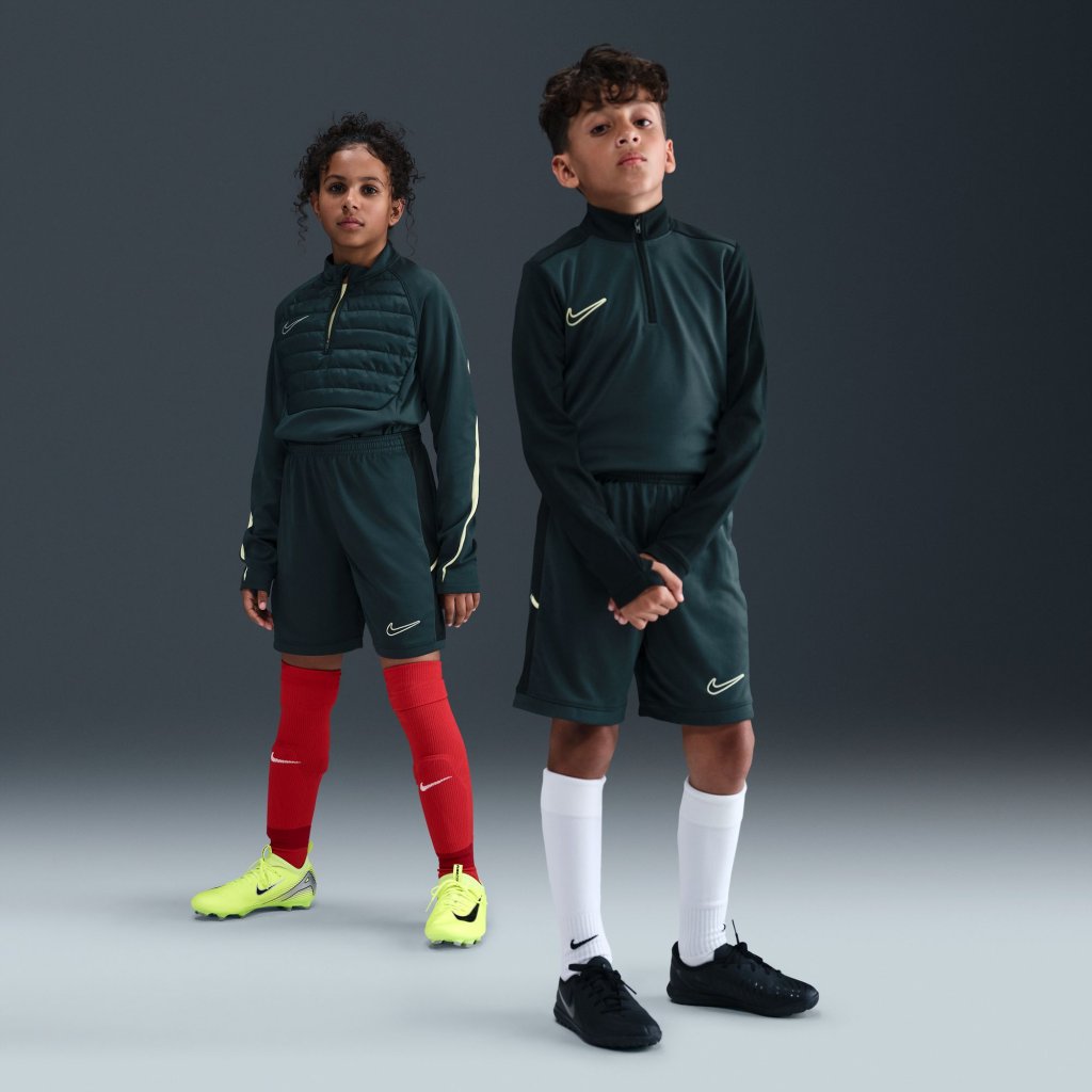 Academy Dri-Fit 7" stuttbuxur