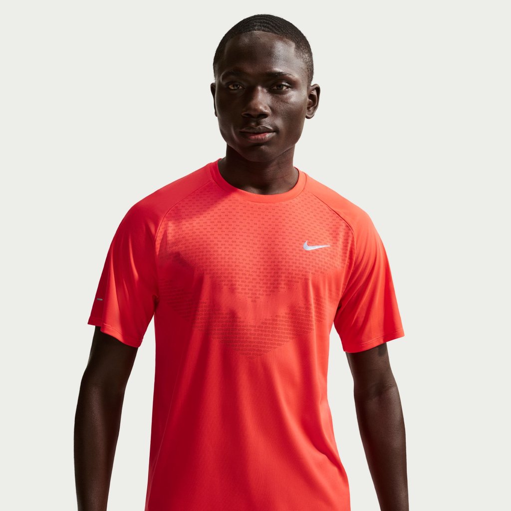 Stride Dri-Fit stuttermabolur