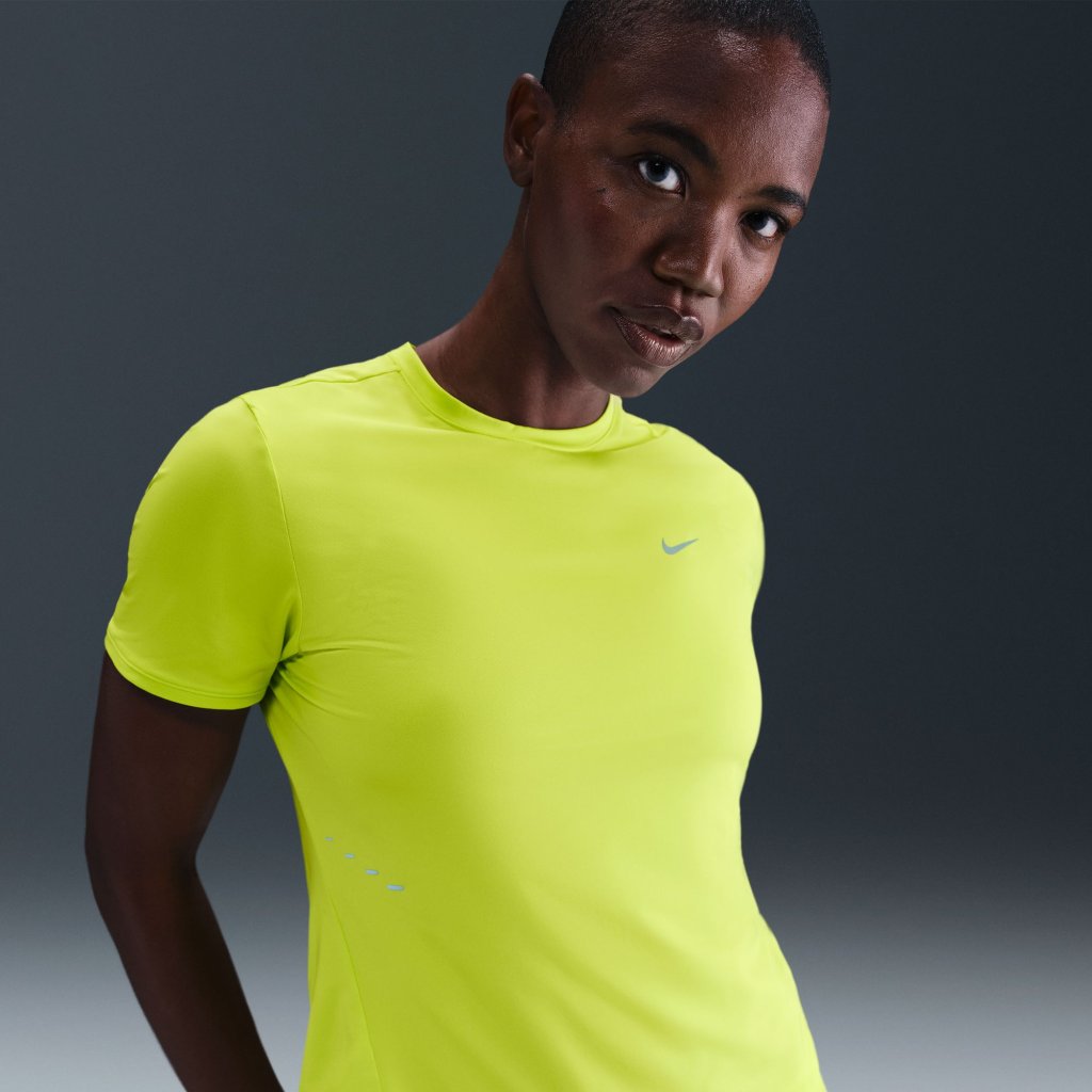 Swift Dri-Fit stuttermabolur