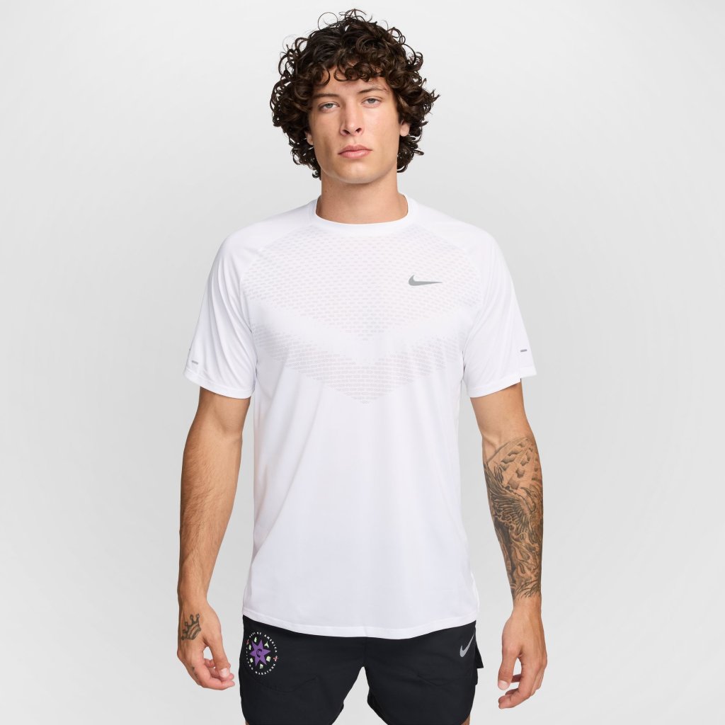 Stride Dri-Fit stuttermabolur