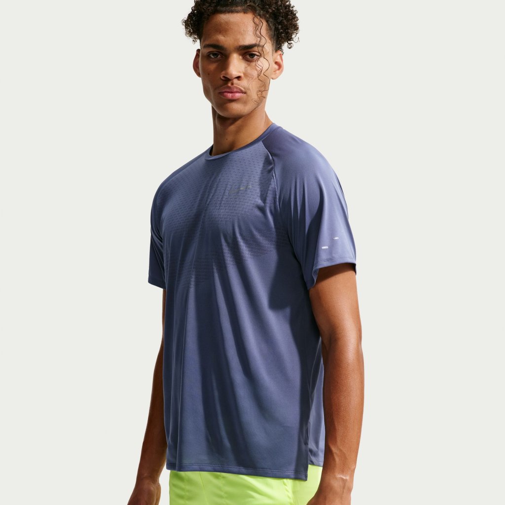 Stride Dri-Fit stuttermabolur