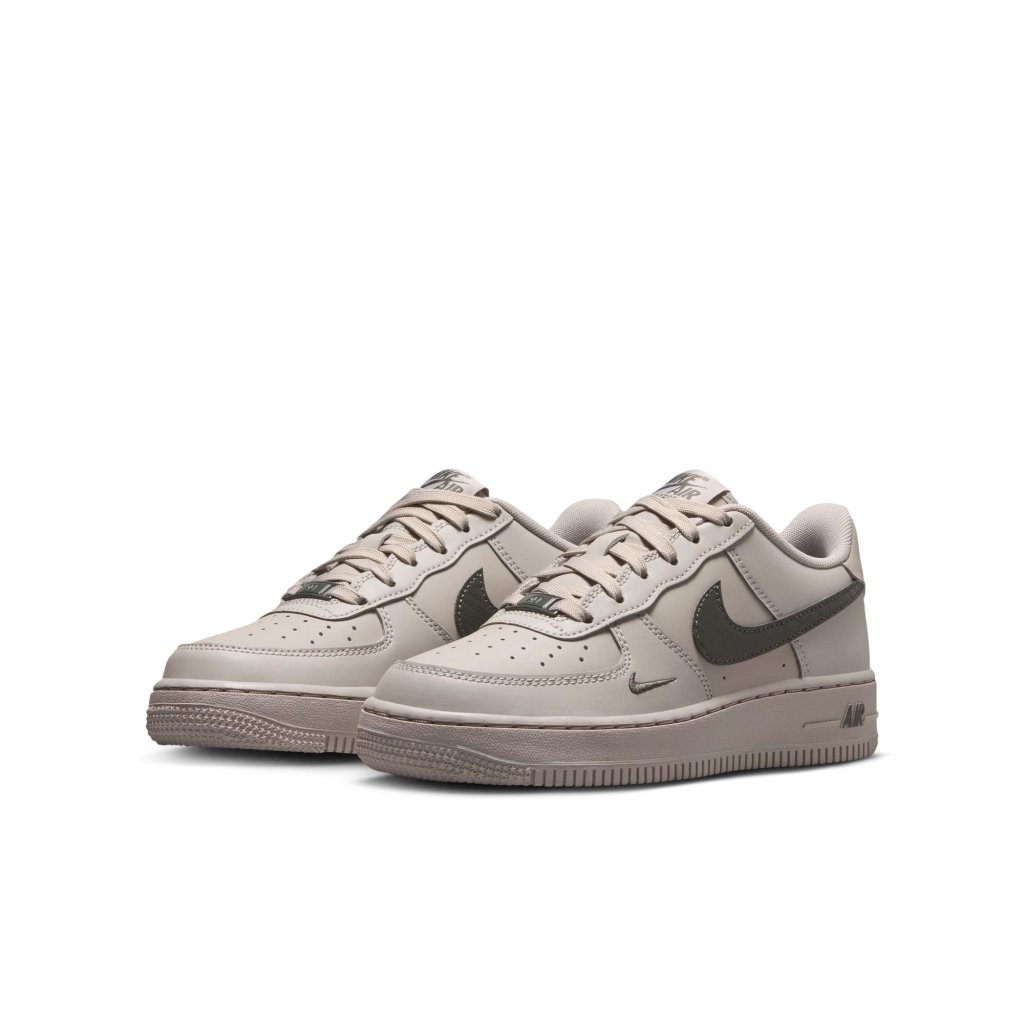 Air Force 1 strigaskór