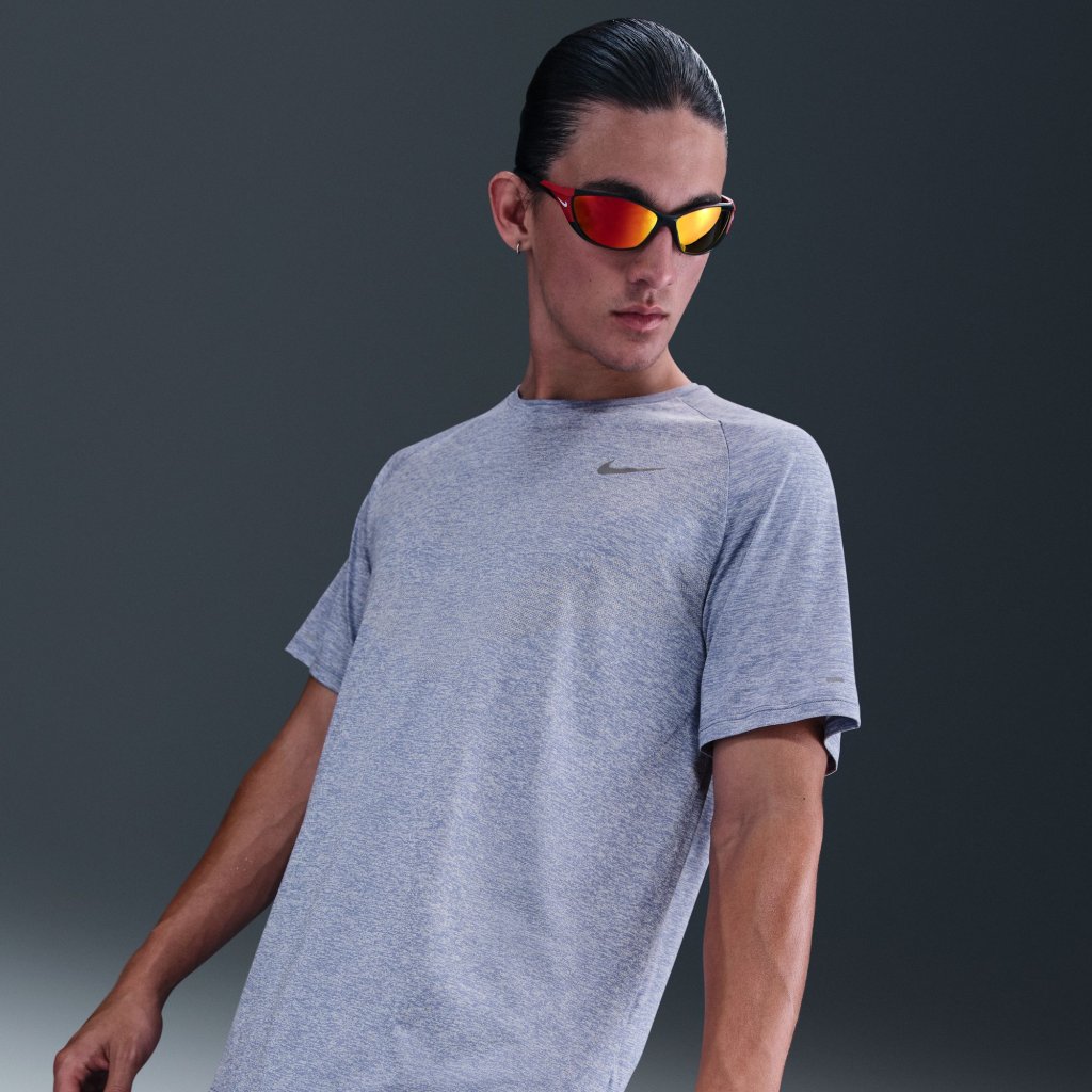 Stride Dri-Fit stuttermabolur