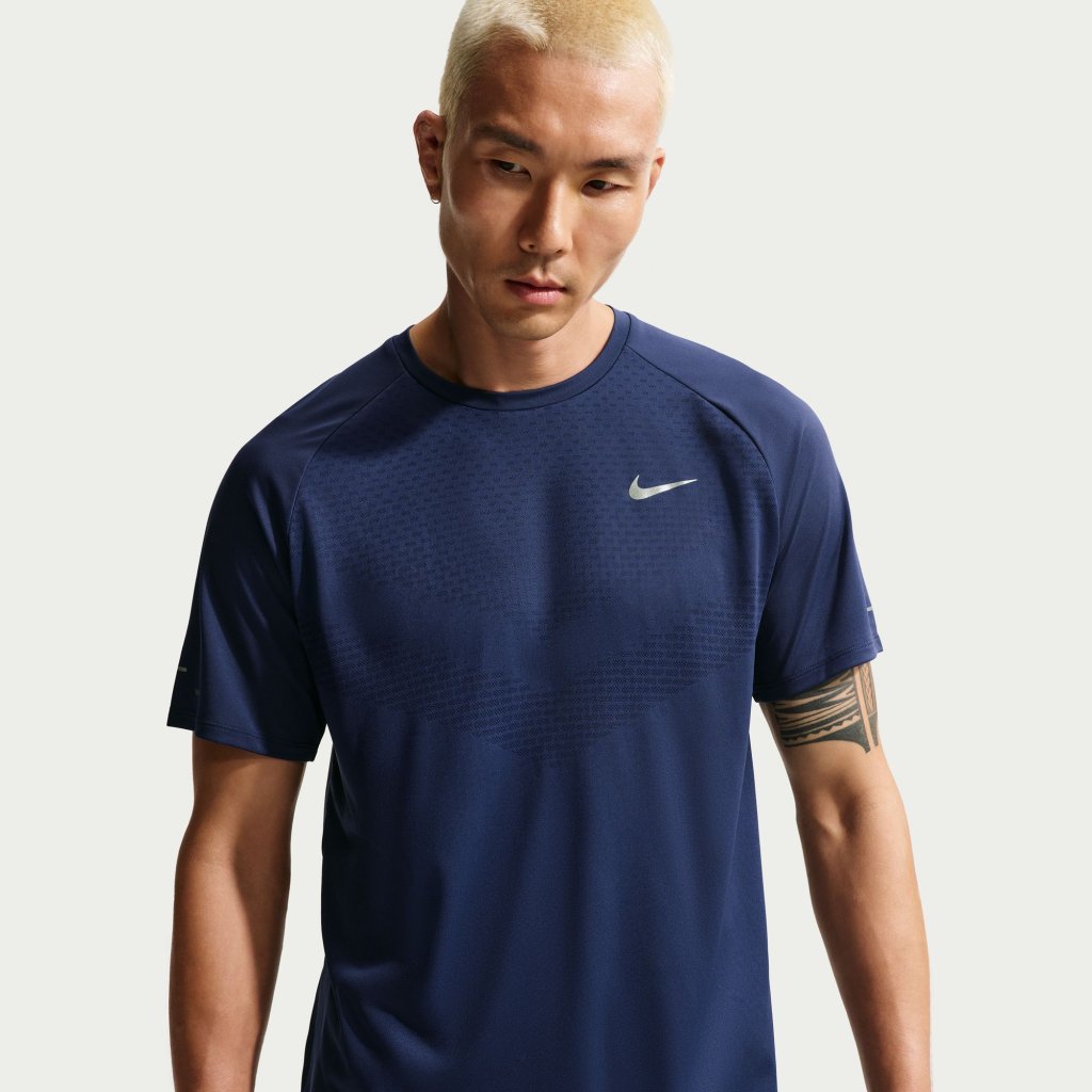 Stride Dri-Fit stuttermabolur