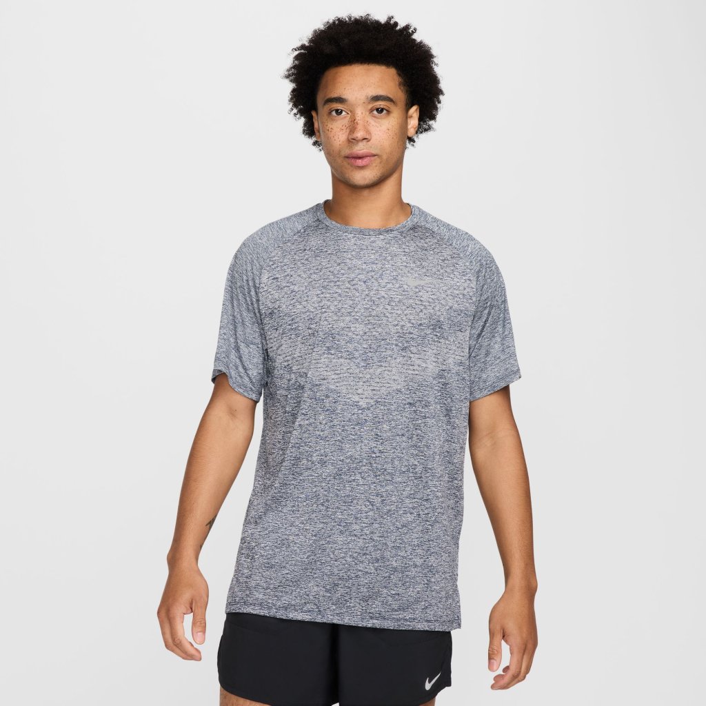 Stride Dri-Fit stuttermabolur