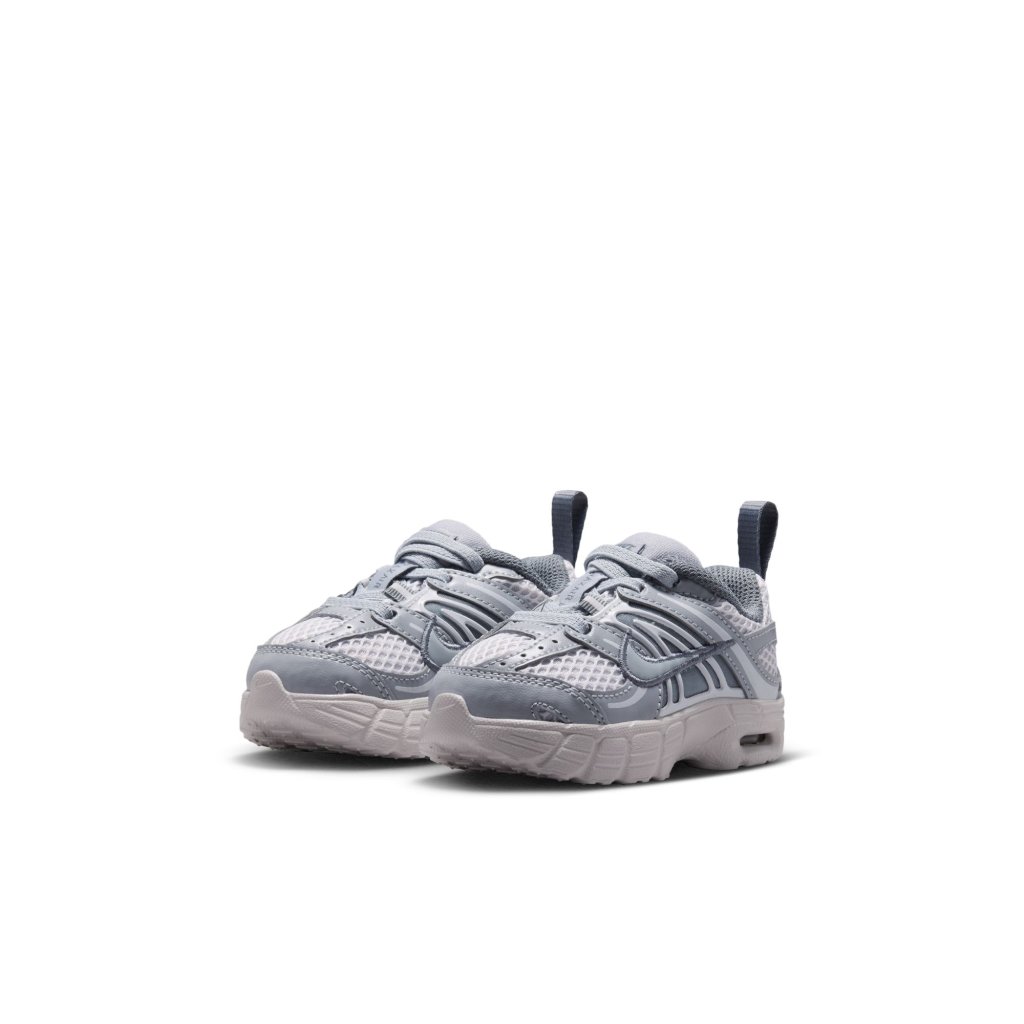 Air Max Moto 2K strigaskór
