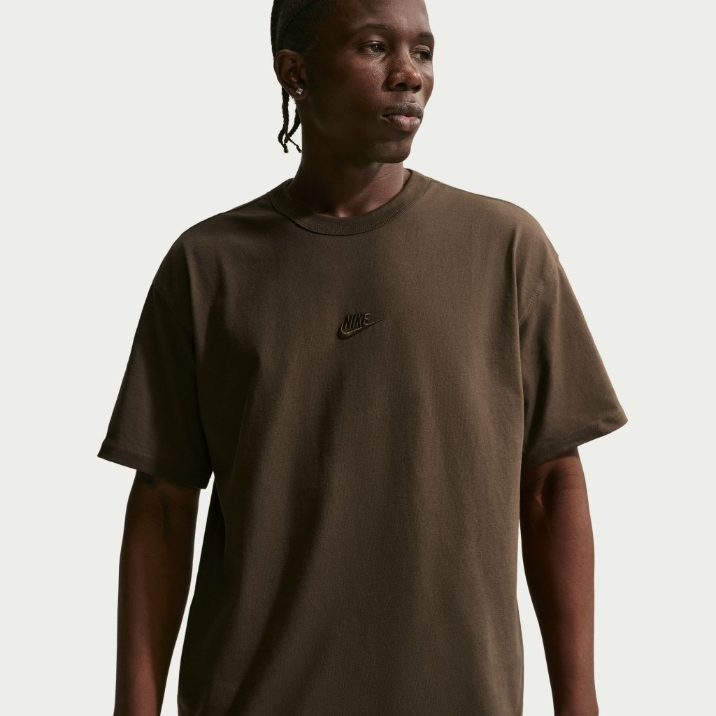 Sportswear stuttermabolur