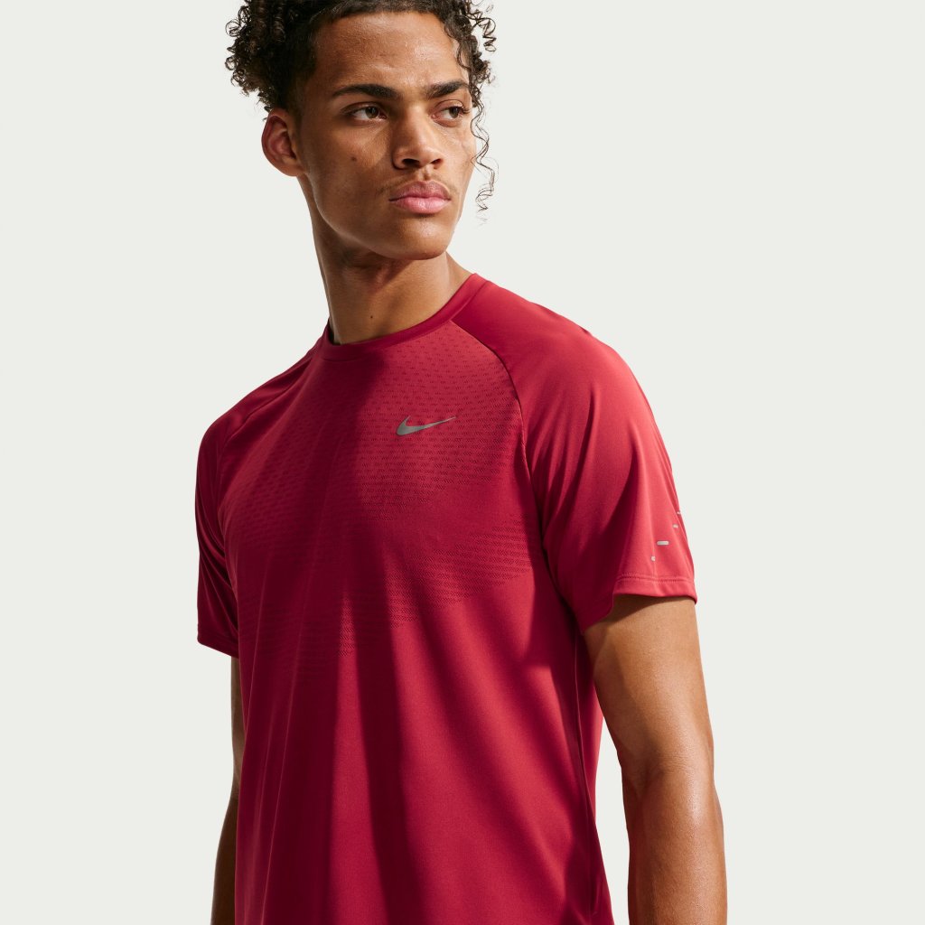 Stride Dri-Fit stuttermabolur