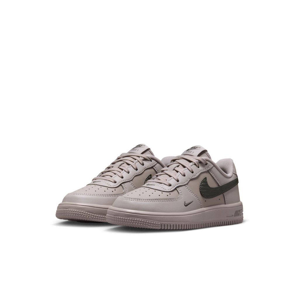 Force 1 Tech strigaskór
